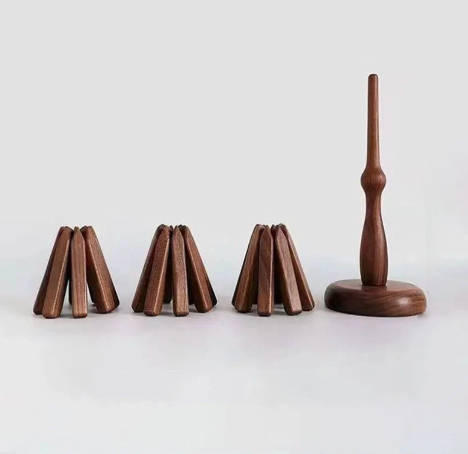 Skandinaviskt Valnötsset – Träunderlägg med Ställ (3-pack)