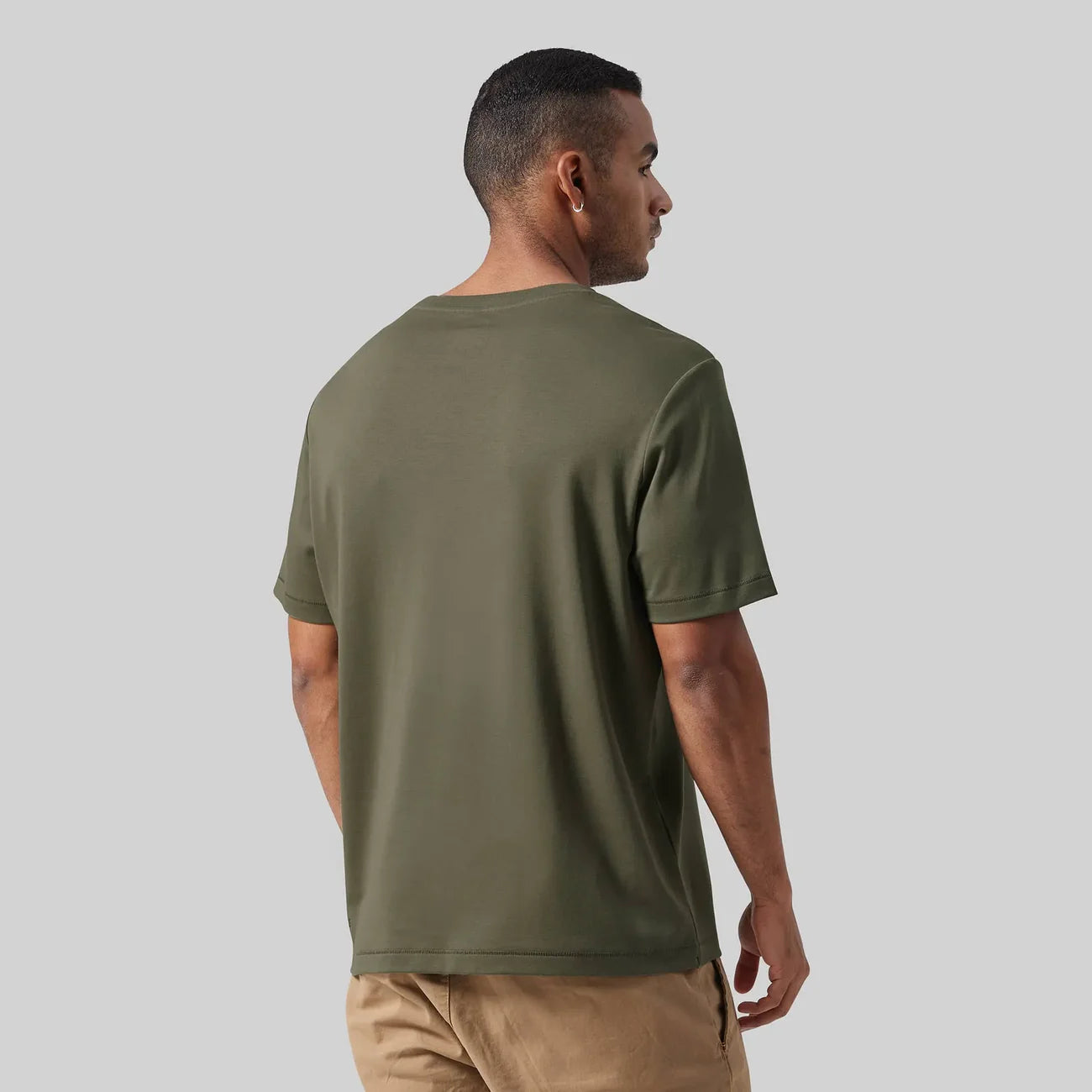 Hydrofobisk T-shirt – vatten- och fläckavvisande