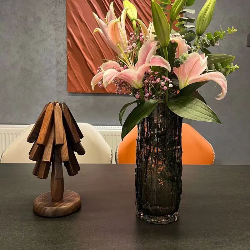 Skandinaviskt Valnötsset – Träunderlägg med Ställ (3-pack)