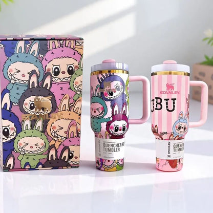 Labubu Tumbler™ - 1200 ml termosmugg, kyler & värmer upp till 12 timmar