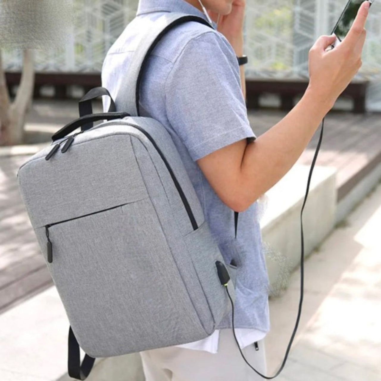 Laptoprygsæk med smart organisering og USB-port