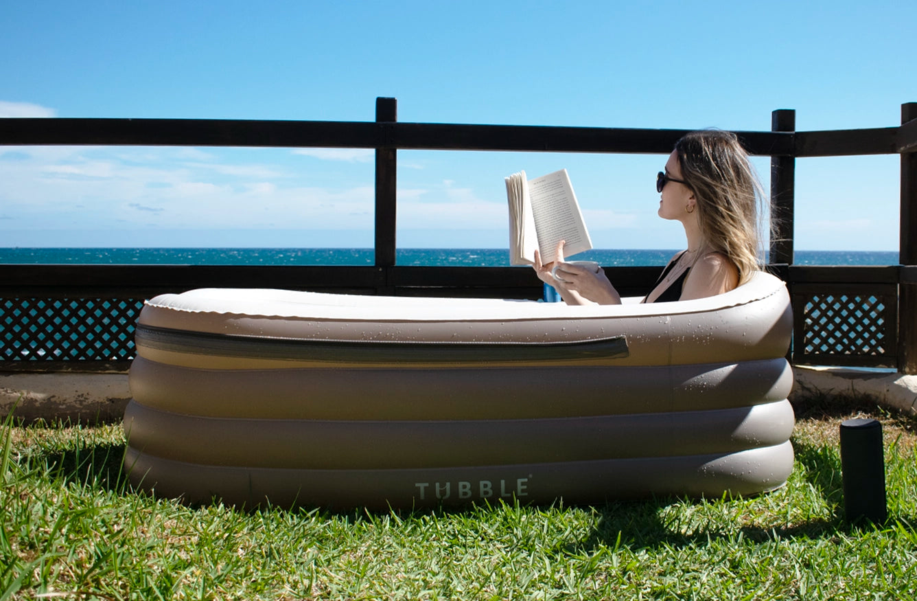 Tubble Royale - inflatable bathtub